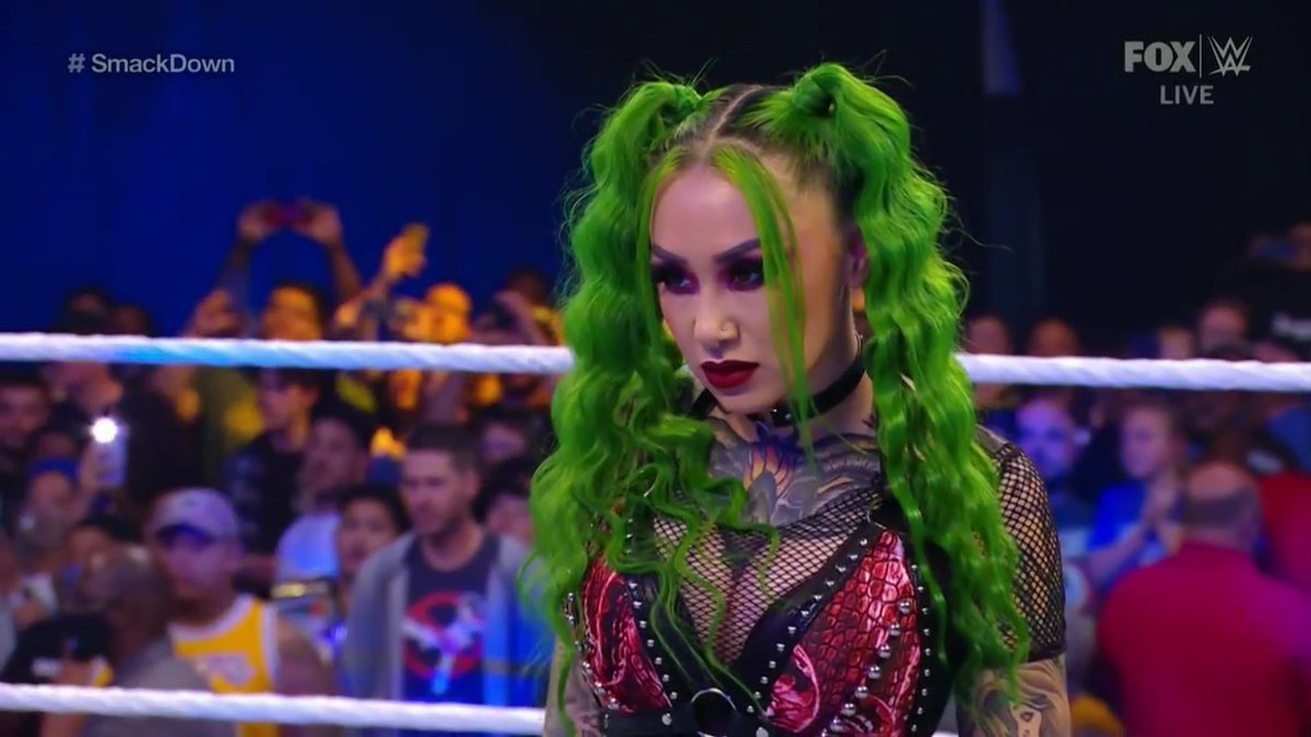 HQ Smackdown Screencaptures-shotziblackheartnet.sosugary.com/Photos/thumbna…
#shotziblackheart #ballsy #wwe #smackdown