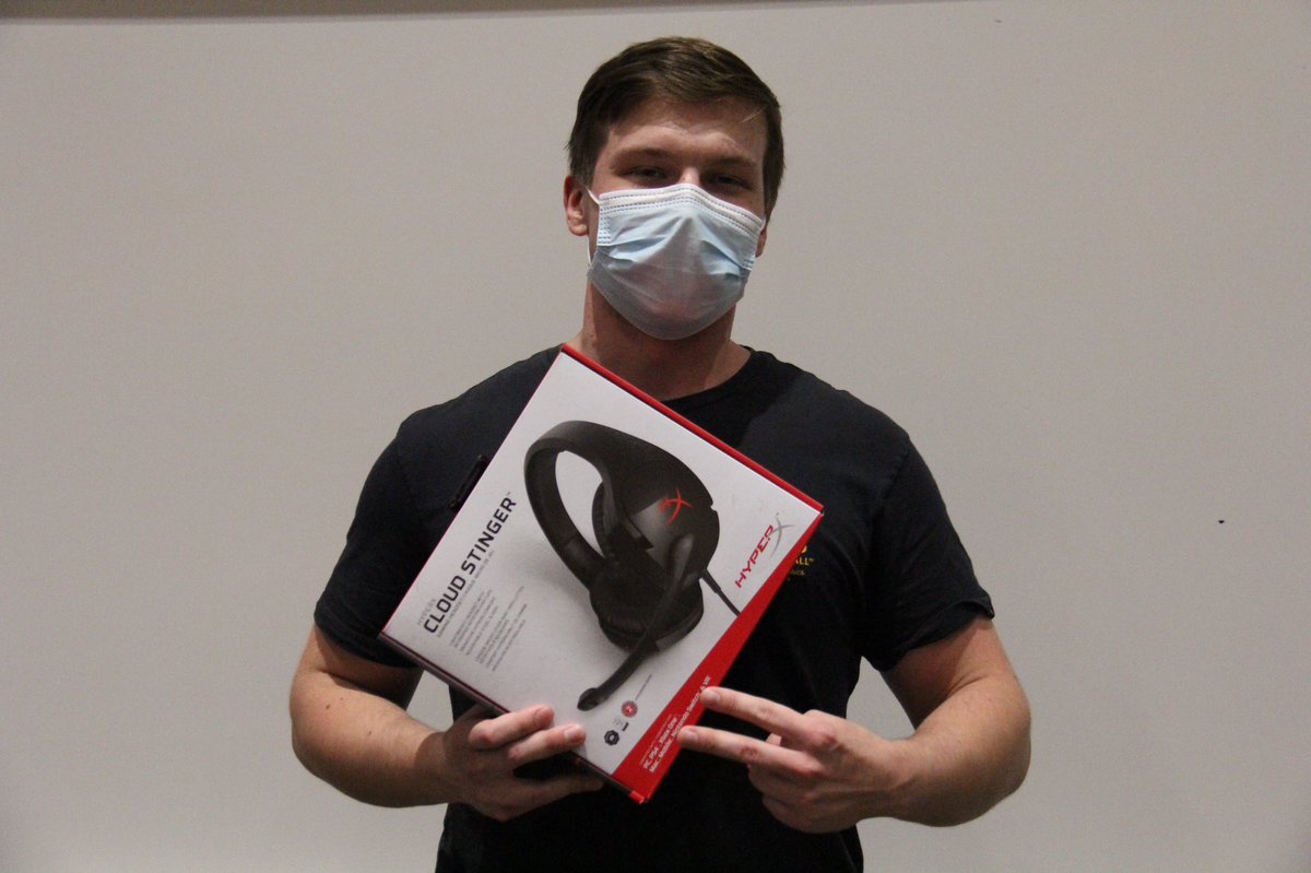 psuesports's tweet photo. Shoutout to @HyperX for sending these awesome gears! https://t.co/N3p7QJ8uEI
