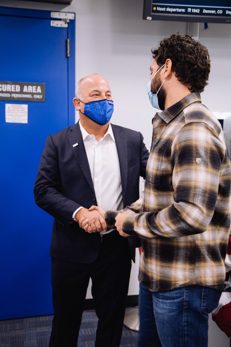 A true commitment to DEI takes time and effort to help elevate deserving companies and break down barriers. Beyond proud to partner with #AnthemSnacks to play our part in supporting the veteran community 🇺🇸