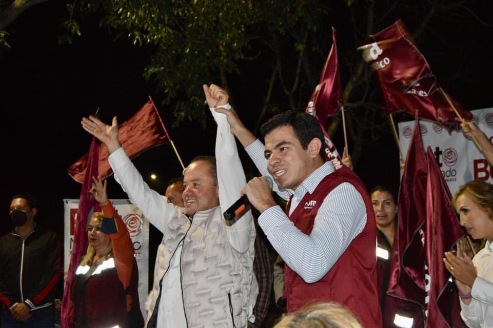 FavioCP's tweet photo. Estamos haciendo un compromiso por un cambio verdadero, somos la esperanza para Tlaquepaque. ¡Juntos haremos historia! Con @BetoMaldonado_ https://t.co/BgOkp2phOP
