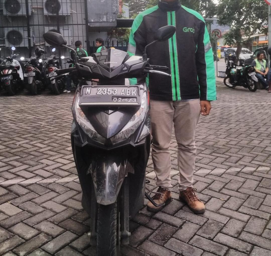 pluskimchinyam's tweet photo. Tolong bantuannya yang ketemu motor Vario 2017 plat N 2353 ABK sekitaran Sawojajar jam 9-10 tolong infonya yaa
Minta tolong diup min @infomalang https://t.co/JHQREZO3qG