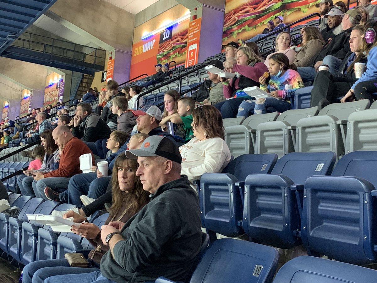 GenevaVAAWWA's tweet photo. What a great night with family and friends!  VA AWWA hosted a member networking event at the Roanoke Railyard Dawgs!  A total of 80 folks came out to cheer on the Dawgs and watch them being home a victory.  Can’t wait to see YOU at our next event in Richmond. #vaawwaforthewin https://t.co/k5nJY4QEVS