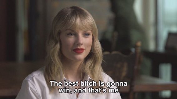 SwiftLife_1989's tweet photo. Taylor Swift to Jake gyllenhaal in 2021 https://t.co/l2ydpXpkFP