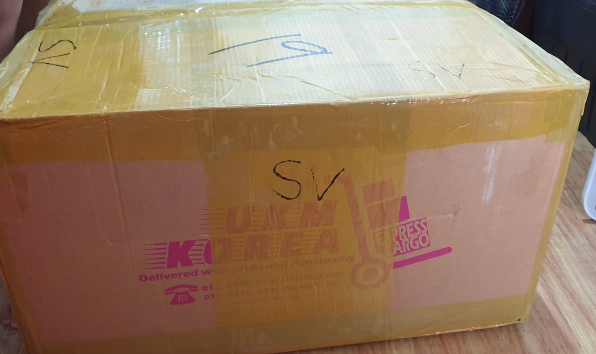 kpopwonderph's tweet photo. Hello Wonderz🤗
We just received today ng box po natin. We will check po muna first nung mga item na kasama then saka po kami mag-update kung ano pong albums yung mga kasama.
Thank you po.
-🤗 https://t.co/QAIw6eW25y