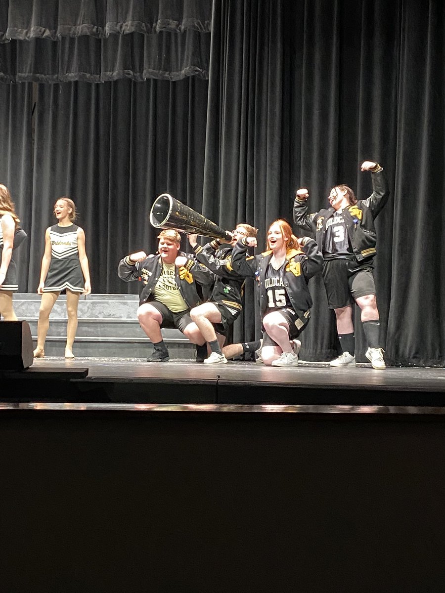 lanawilli7's tweet photo. Love watching my guy! ❤️I laughed and I cried at “All Together Now!” It’s a must see! #thenol #sv 🖤💛 https://t.co/BC0xybAFAk