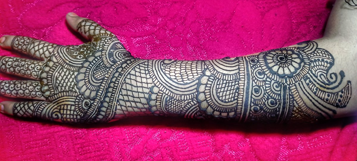 MehendiMuskan's tweet image. Watch the Bridal Mehndi Design 2021|Full Hand Mehndi Design|दिवाली स्पेशल मेहंदी डिजाइन|दुल्हन मेहंदी डिजाइन| via @YouTube 
Video Link 👇
youtu.be/Omtj9lbi44Y

@KendraHenna @A_R_TforPEACE @kanitthasCrafts 

#Mehndi #Arabic #mehendi #design #henna_art #Artist #naturalhenna