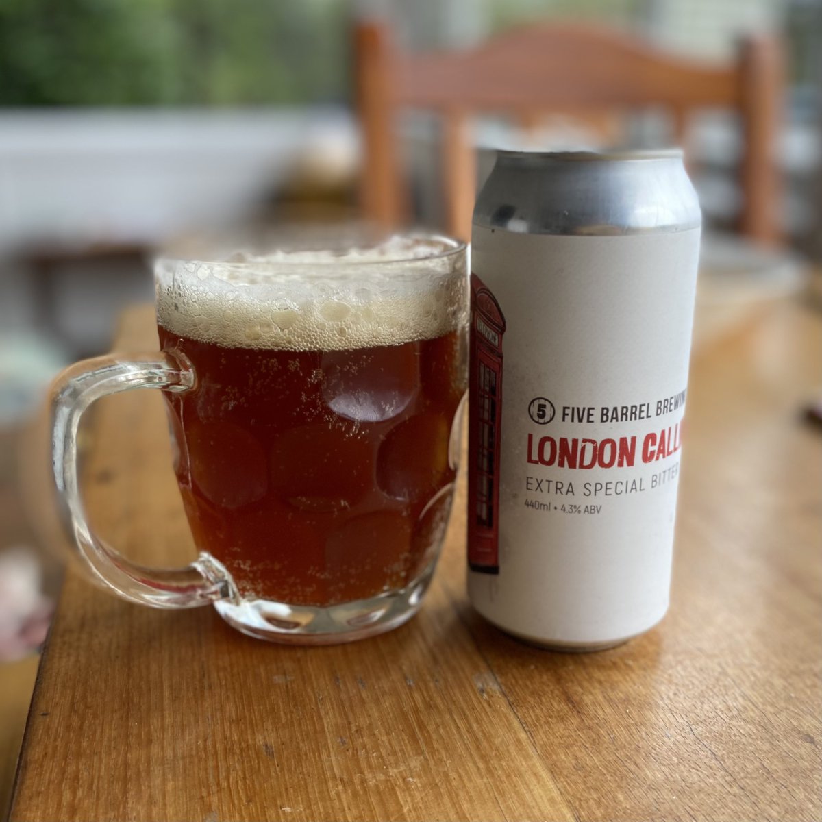 robert_grieves's tweet photo. Still my fav English beer, brewed in Aus, by @FiveBarrels 

#Craftbeer https://t.co/39OXN131EB
