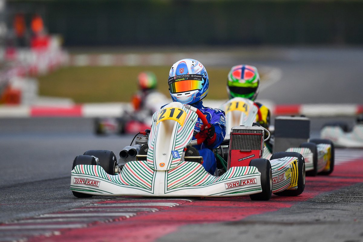 MillaSjostrand's tweet photo. Yesterday I qualified P41 of 55 here in Lonato 🇮🇹 Winter Cup, good considering I only have 2 testdays at this track.
In first race heat I started P17 and finished P13.
Today three more race heats!
#F1 @fiawim @insideFDA @f1janneb #WardRacing @JohanHedberg #matgeek https://t.co/imIGHV1lml