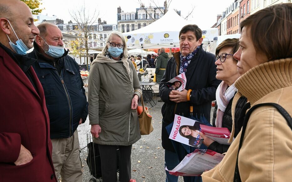 leparisien_pol's tweet photo. Présidentielle 2022 : «Aucun candidat ne sort du lot»... les électeurs de gauche sans boussole ni illusion
➡️ https://t.co/f3KaKAOty4 https://t.co/f3mp0JlZx4