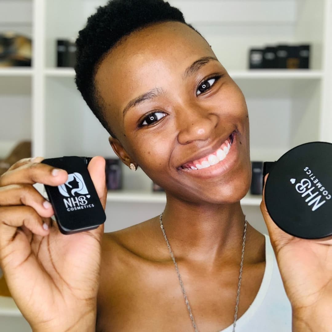 nakiesbeauty's tweet photo. Nothing makes us happier than a happy client 🌺 💄❤️
You can also get your set of beauty essentials at @nakiesbeauty.
☎️0120232527
📱0783476323 /0725144939
We courier nationwide 🚚
#nhbcosmetics #makeup #beauty #makeuptutorials #eyebrowtutorial https://t.co/323wlzwD1b