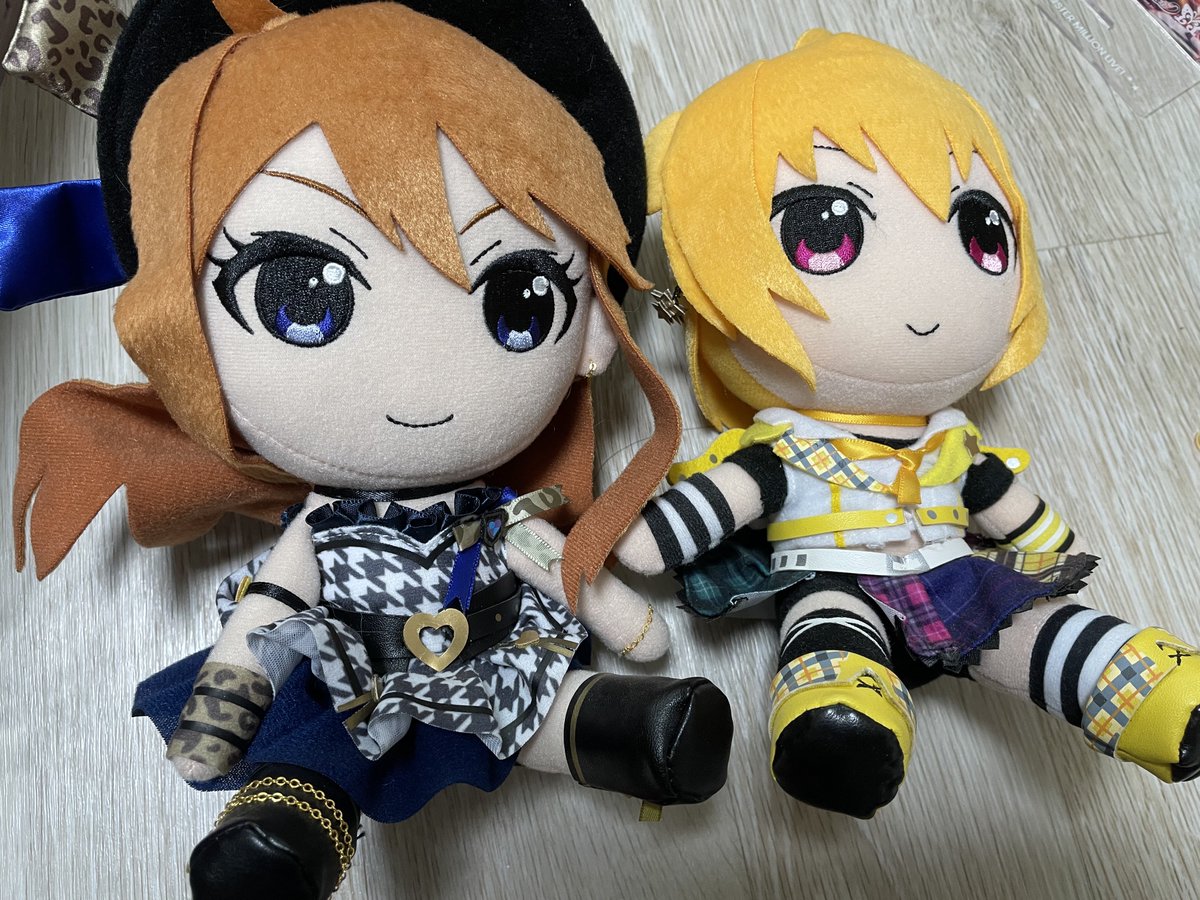 거래용(DM 알림 안옴 옾챗주세요) tweet media