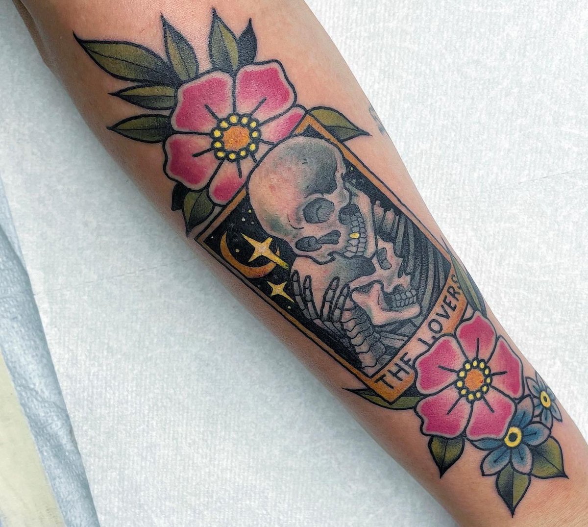 HaileyRibaud's tweet image. so happy with how this came out 🌸🌙💀