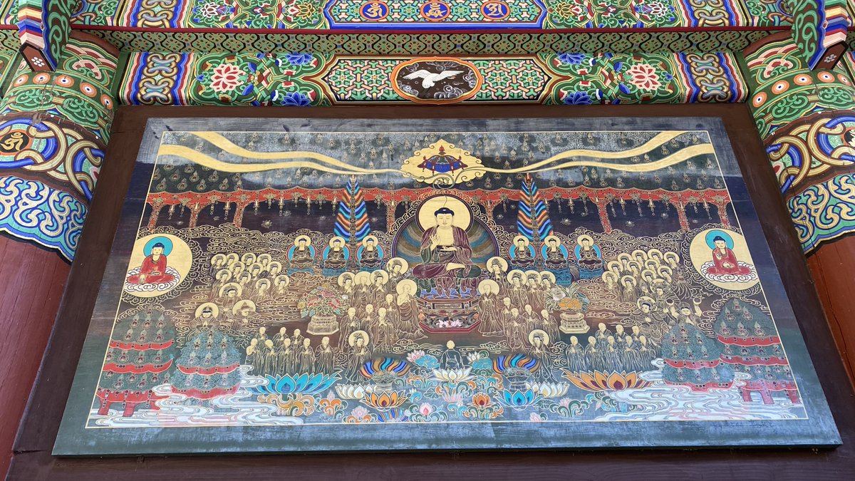 K__Phoenix's tweet photo. 성륜사 (Sungryunsa)
A temple where you can feel Korea inside of Korea,
And the ridges of mountains which spread out rather low, The place where you can feel the harmony between nature and the old. The works of K-Phoenix painted there.
#탱화 #Tanka #NFTs #Temple #Korea https://t.co/TAvk3gzdTN