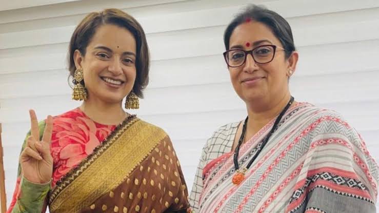 ManiVaishnavINC's tweet photo. दो "Fool" एक माली,
तीनों खाएं केवल गाली

#KanganaRanautDeshdrohi
@Radhika_Khera @KanganaTeam 
@smritiirani https://t.co/K0leJjArYD