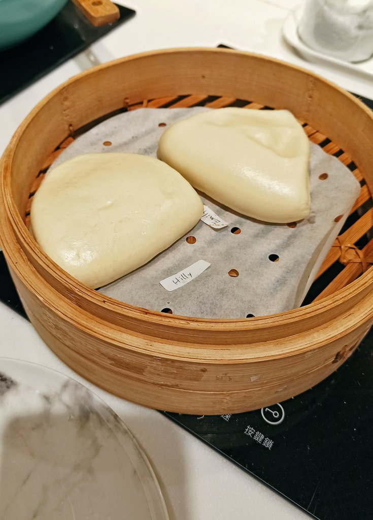 Hillinatrix's tweet photo. Learned to make 刈包, 滷肉飯, and tapioca balls from scratch today in #TaiwaneseCooking class at CookInn. https://t.co/a7hNuI1JPG