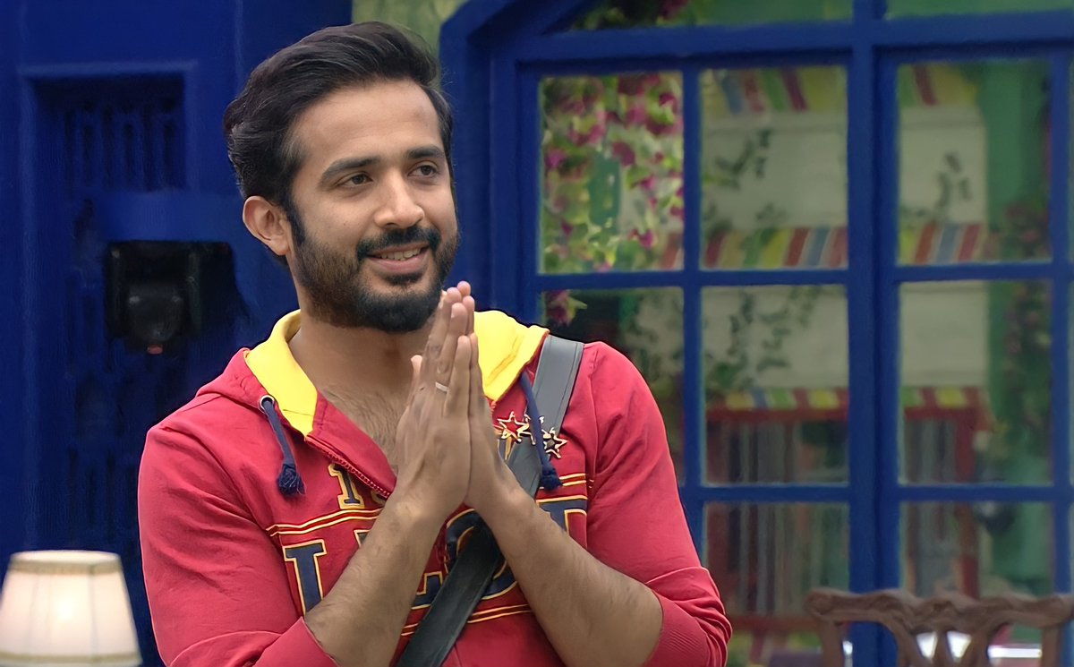 anchorravi_offl's tweet photo. Receiving soo many accolades &amp; praisings for Ravi 😀
Our inbox is filled with all your Love ❤️

Thank you all 💞

#BiggBossTelugu5 #AnchorRavi #Ravi #CaptainRavi https://t.co/EJxl8AL3wR
