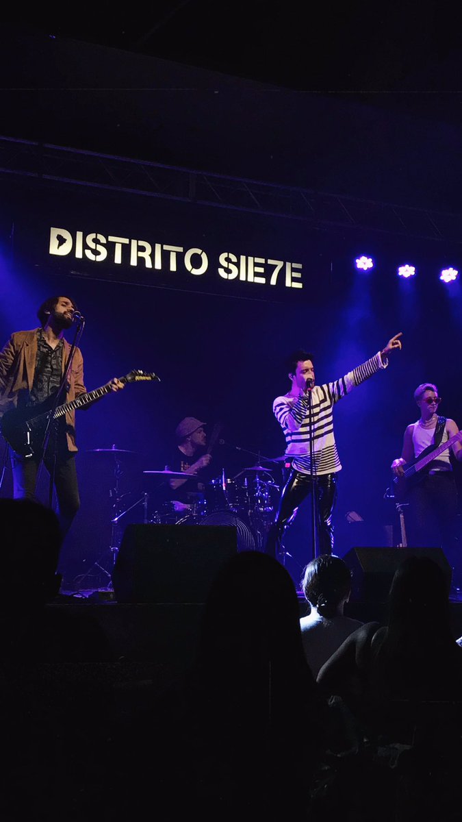 xntichristt1's tweet photo. @LucasTheWoods la rompieron otra vez y me hacen feliz 

📍 Distrito sie7e, Rosario. https://t.co/qzDWs4g8NV
