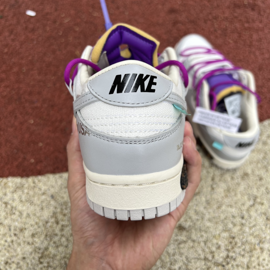 DaisySacai's tweet photo. Off-White x Dunk Low 'Lot 28 of 50'
Size 36 - 47.5
From: https://t.co/cnkPXS46C4
WhatsApp: + 84 813566232
#offwhite #offwhitenike #offwhitexnike #offwhiteshoes https://t.co/vlfnSzIntm