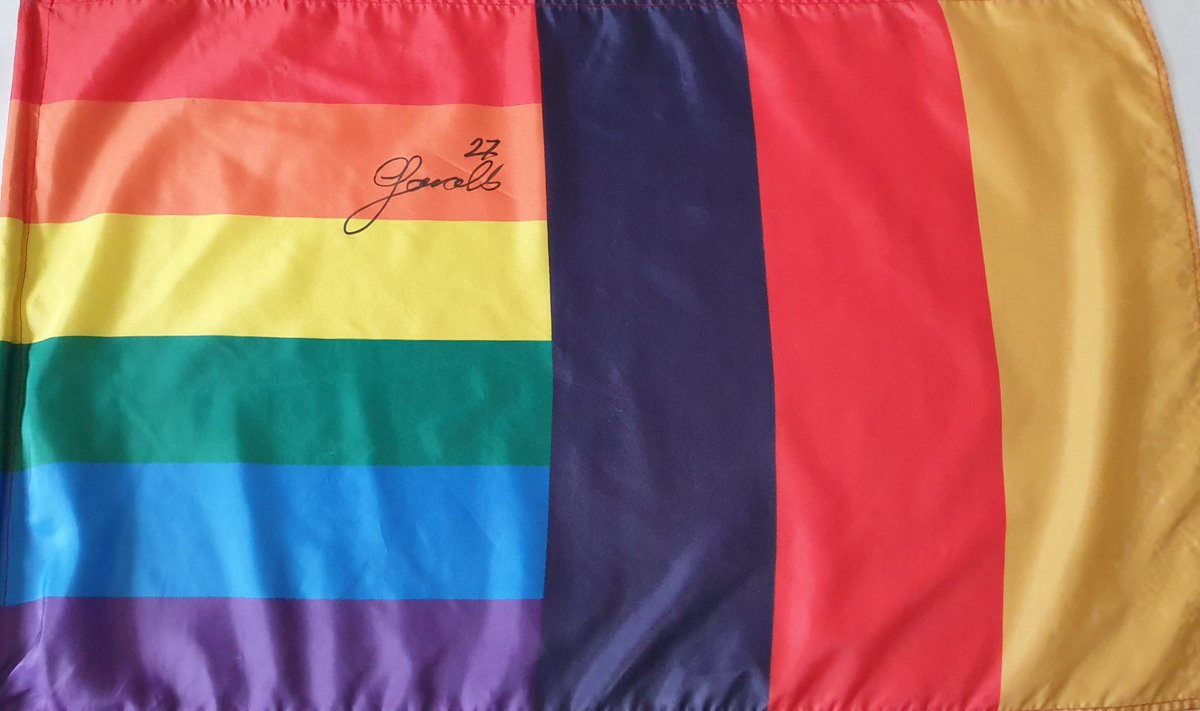 Crowsman1's tweet photo. Great that both @Adelaide_FC and @AdelaideUnited use our state colours because now this flag is signed by @JoshuaCavallo, the @crows_rainbow flag has now become the first #rainbowunited flag! #showyourpride #weflyasone #rainbowcrows #prideinsport https://t.co/lGUxW3Elc5