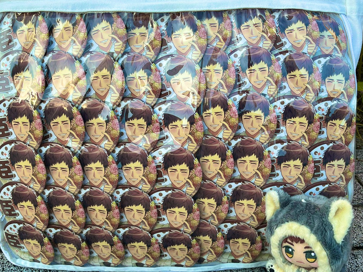 dnanaeight's tweet photo. 痛バ持って来れる現地が出来る様になってきたのが嬉しい！
楽しみ☺️

若干レトロ感のある服装と📷イヤリングで来てます(笑) https://t.co/cGu3jOFftq