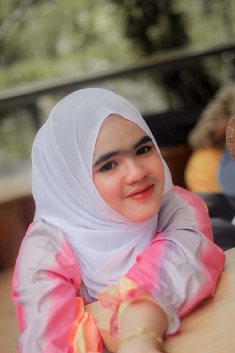 ความสำเร็จ เกิดจากความพยายามของตัวเอง เชื่อสิ . ✌️🌷🍭 #แคปชั่น