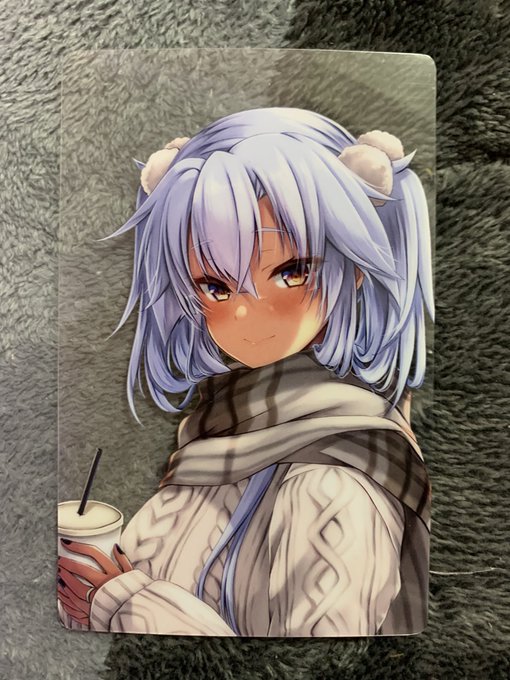 新刊セットグッズの武蔵しゃんクリアポストカード来ました〜😀✨
背景を重ねてデート気分が味わえる優れものです!😆✨ 