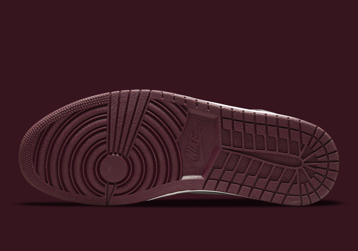 MerryChirt's tweet photo. Air Jordan 1 Retro High OG "Bordeaux"
Release Date: Nov 20th, 2021 (Saturday)
Color: Bordeaux/White/Metallic Silver

Mens: $170
Style Code: 555088-611

Grade School: $130
Style Code: 575441-611
https://t.co/dNLPSyGtAQ https://t.co/L4GqEBZ4cr