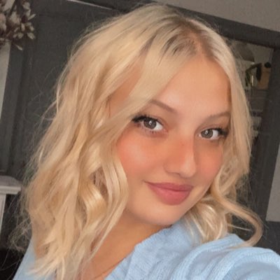 KChqt's tweet photo. #NouvellePhotoDeProfil https://t.co/FFGBfceb0P