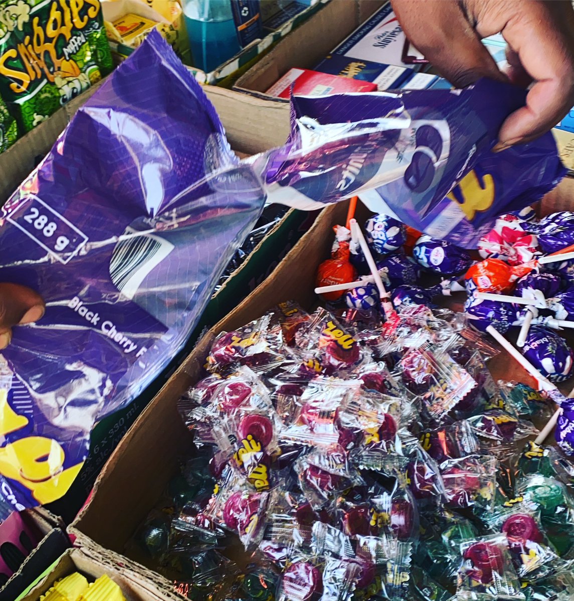 tebogomasike's tweet photo. @djsbu First black manufactured and proudly produced candy sweets. Now available in various parts of the country. @zeli_candy #DJSBU https://t.co/h1WUTAFgXA