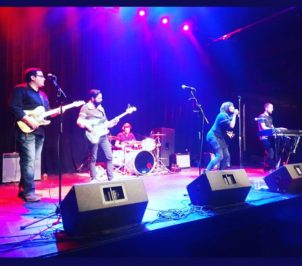 idjfunkyfresh's tweet photo. Book us for a live gig today!
https://t.co/3a60lSF6p4

#corporateevents #indiebands #musicwithamission #winnipegbands https://t.co/VGt0YX5Aho
