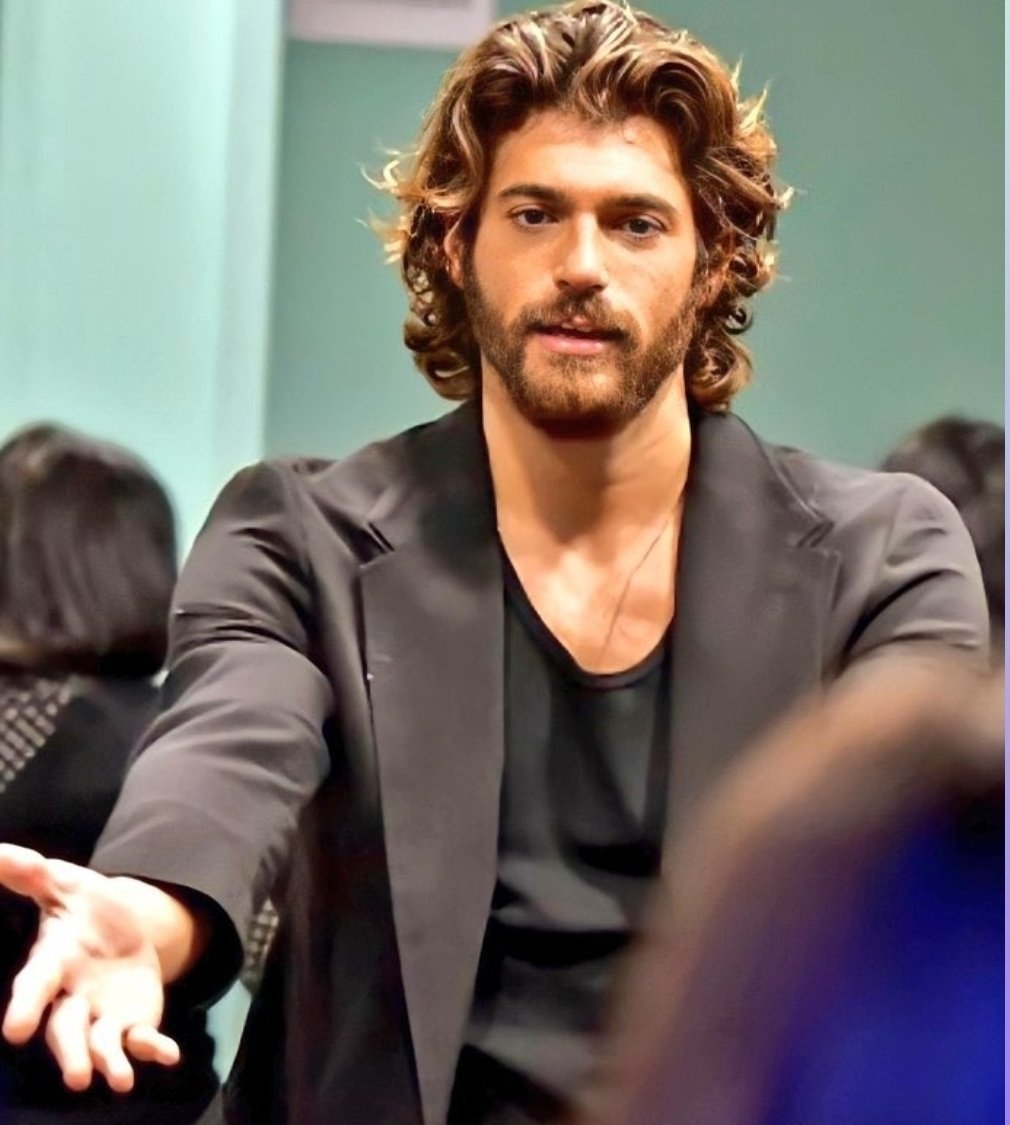 Hola460883121's tweet photo. Buenos días 😘 y sobretodo al KRAL 🇪🇸❤️
Voy a aprender a cuidarte💪
Voy a aprender a protegerte🧿
Vamos a ser tus aliadas👊
Vamos a caminar a tu lado 🙌
#CanYaman 
#RespectforCanYaman https://t.co/Bp6n6UgbRR