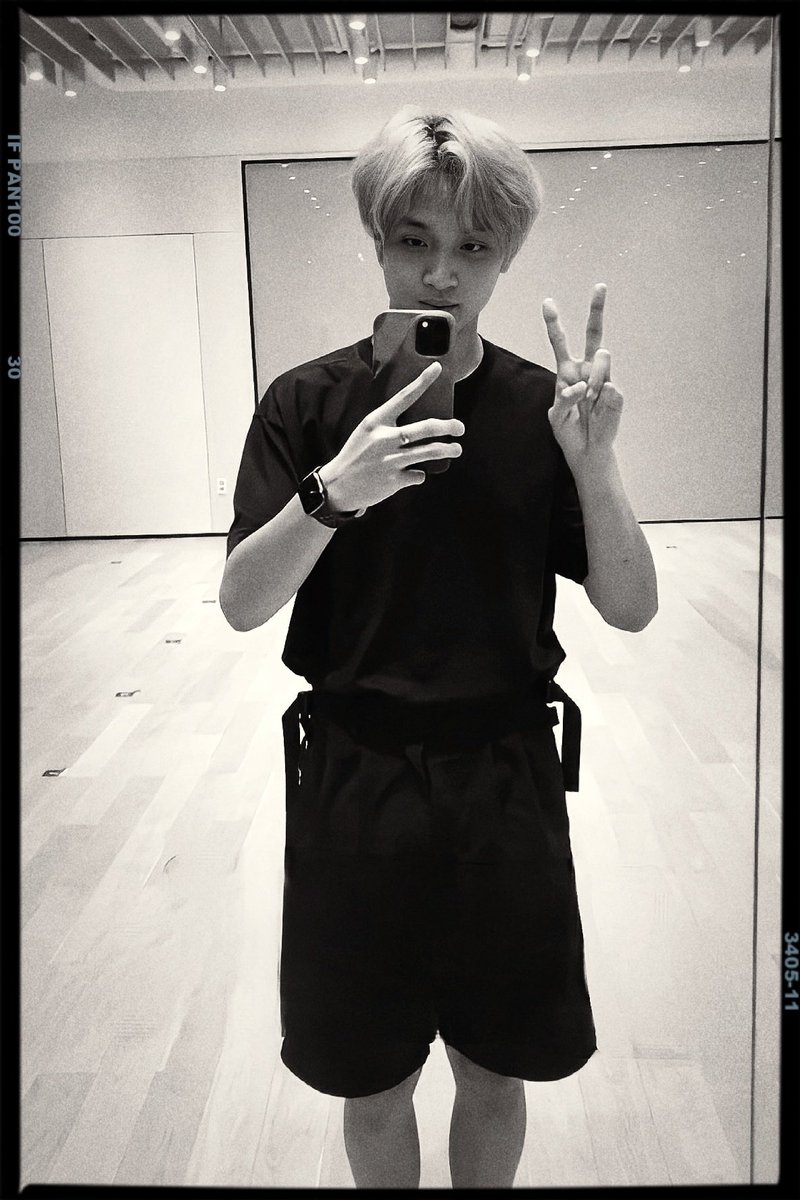 haechanconfess's tweet photo. ☀️ CHAN NAMA KAMU CUMA 7 HURUF TAPI KENAPA MENUHIN OTAK AKU TERUS😍 https://t.co/XTeCKDMaTI
