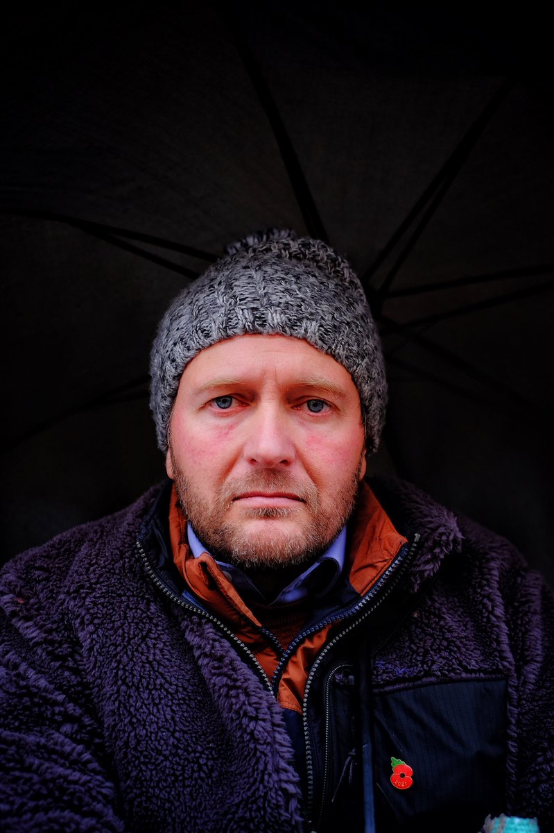 PaulWChambers70's tweet photo. Richard Ratcliffe

Day 20 yesterday of Richard hunger strike outside the Foreign Office.

Such a beautiful soul. His spirit still soaring but his body now weakening. 

This is an intolerable situation for him to be in.

Please retweet if you can &amp; help #FreeNazanin @FreeNazanin https://t.co/ZzTIhyVWBI