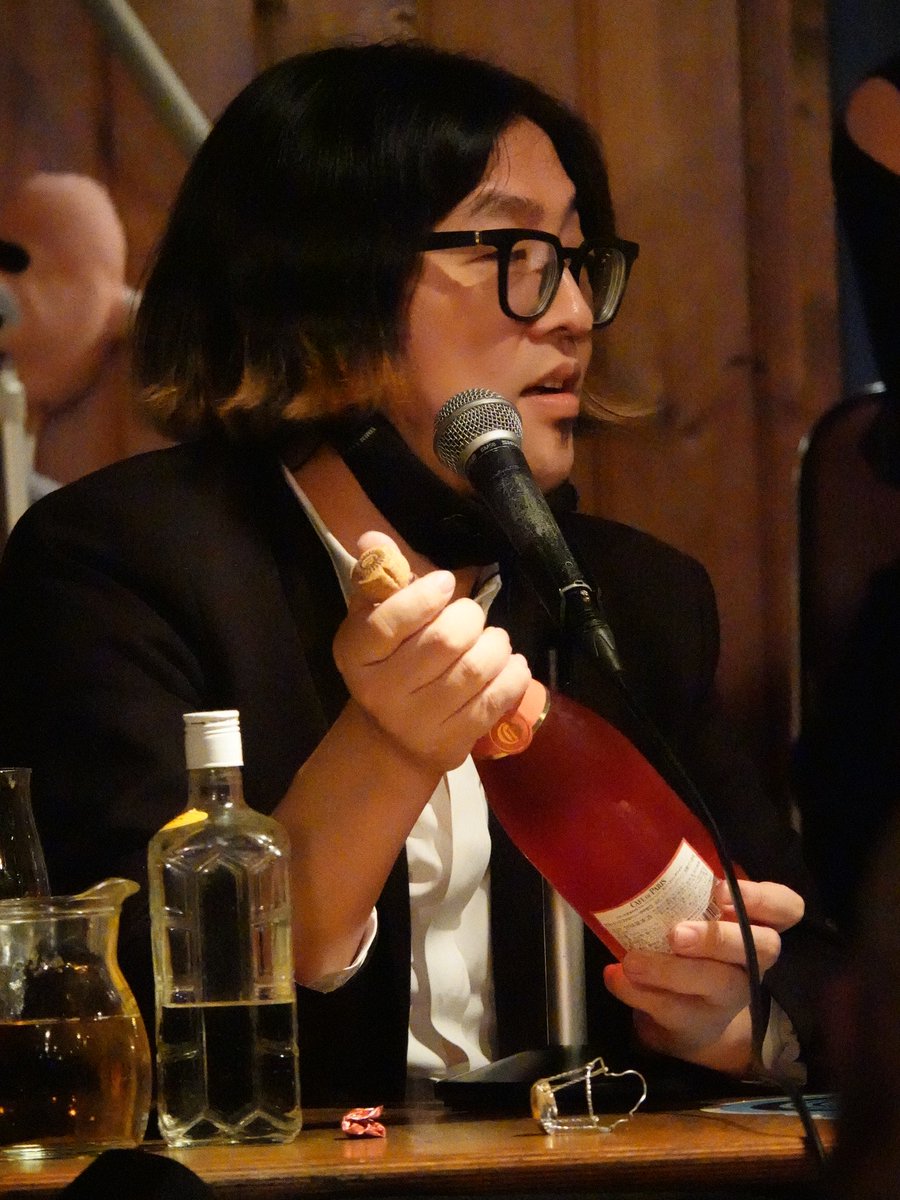 くに S Tweet ロフトプラスワンウェスト 11 11 モダンフリークス 福田光睦46歳記念 人生の間違いを探しながら飲む会 シャンパンの栓でスタッフを狙うお茶目なフクダさん Trendsmap