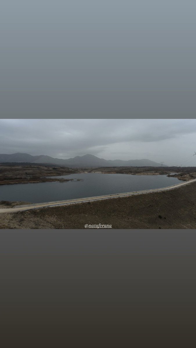NatuFerana's tweet photo. ¿Cómo se presenta el fin de semana?
#natuferana #niebla #eltiempo #elnorte #montañapalentina #montaña #peñaredonda  #castillayleon #pantano #embalse #natural #nature #naturephotography #naturaleza_spain #naturaleza  #paisajes #cyl #cylesvida #buenosdias #sábado #FelizSabado https://t.co/2Nh38XXi02