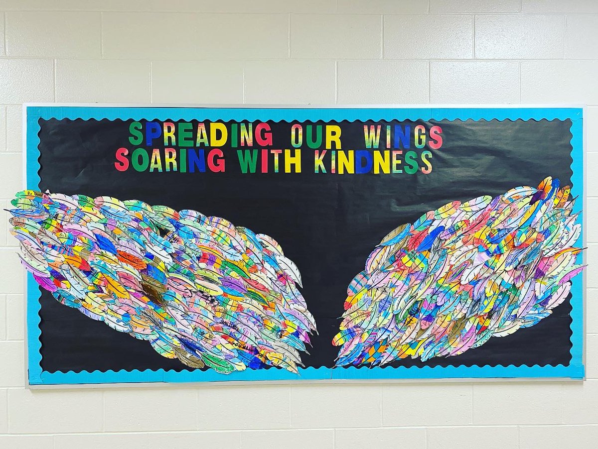 MontgomeryEleme's tweet photo. Happy World Kindness Day! 
World Kindness Day is about highlighting and encouraging good deeds in school, home and our community. Our Montgomery students participated in a school wide project with H &amp; S and help from our Art Teachers, Ms. Buzzanca and Ms. Eisen. #WorldKindnessDay https://t.co/077nDMdWmK