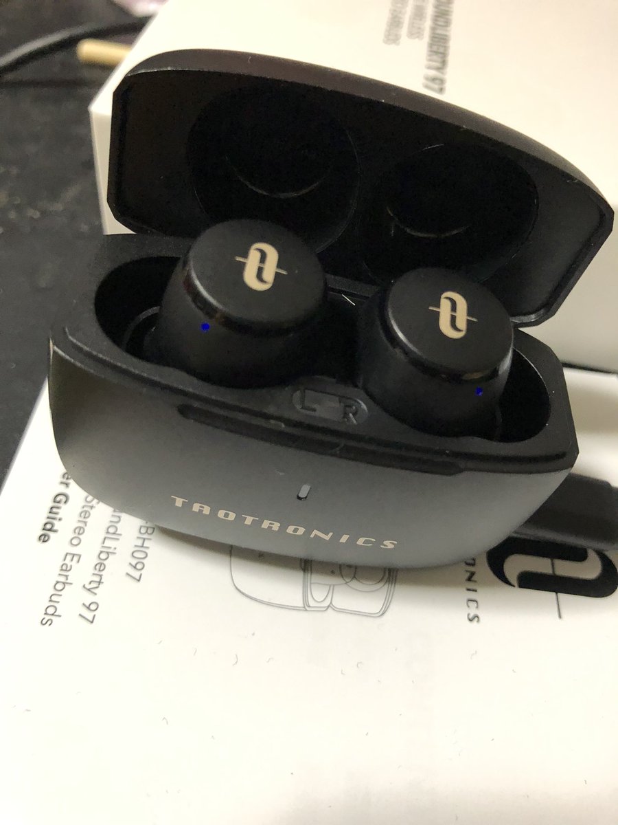 kanikan7's tweet photo. 買ってからあまり使う機会がなかったイヤホンだけど今日は電車内で音楽聴いたり、Switchのあつ森やったりしてやっと活躍してくれた。
#TAOTRONICS
#SOUNDLIBERTY97 https://t.co/TRBmBfY5aq