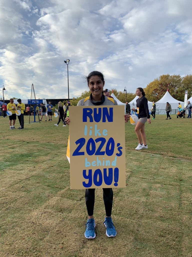 RuchaBond's tweet photo. Favorite sign from the race I ran this AM ๐ #richmondmarathon #letsgorva https://t.co/QHbcan88TI