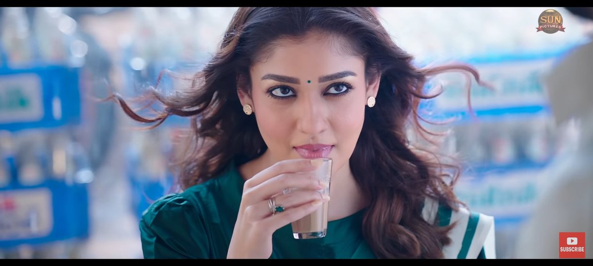 Goddess or glam doll! She rules both 😘❤

#Nayanthara #1YrOfBBMookuthiamman #SaaraKaattrae