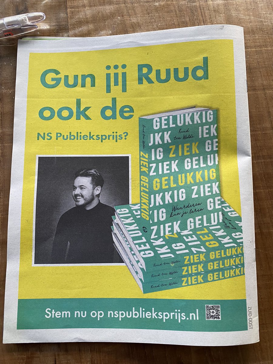 AnnaRobijntje's tweet image. Wat tof! Op de bijlage van onze weekendkrant. #ziekgelukkig #nspublieksprijs @sannetenwolde