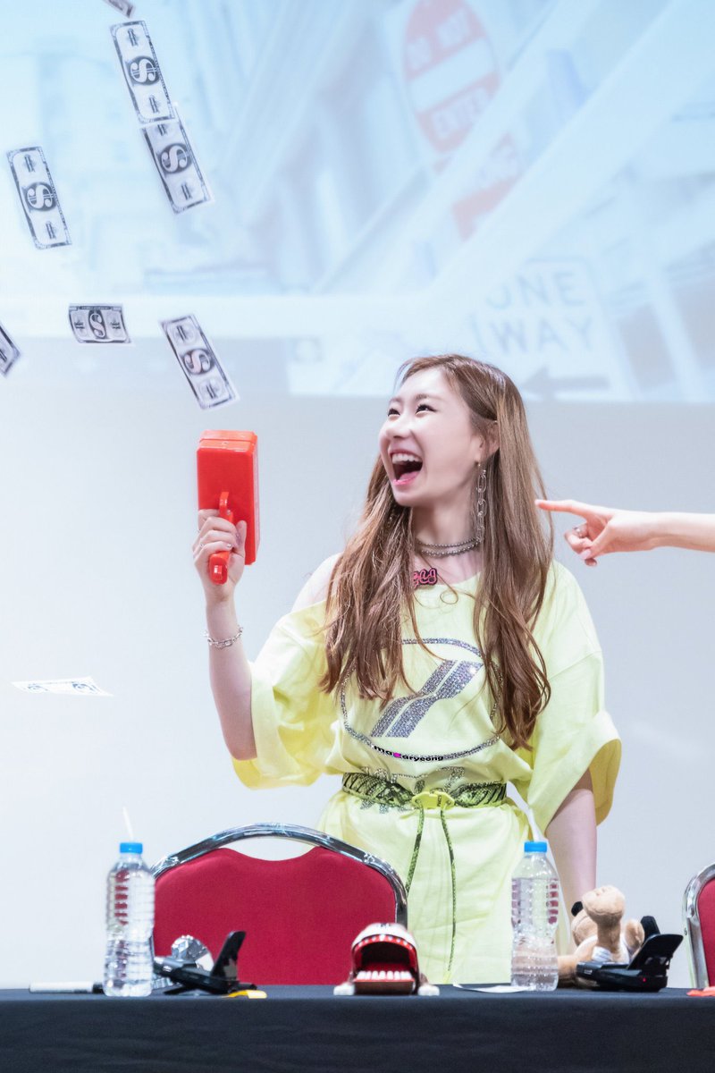 CHAERTHlNKER's tweet photo. https://t.co/hlTeuFOSUy