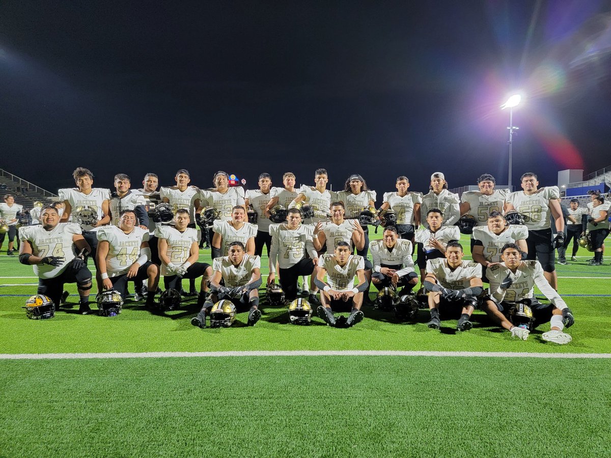 EEJacketPride's tweet photo. Thank You Seniors for such a Memorable Season. It's has certainly been our Pleasure to experience this with you all.
Thankyous aren't enough to express how I feel about you men, We Love You!!!
#EEJacketPride #OnceaJacket #AlwaysaJacket
@vcardenas32 https://t.co/cTRtJ6VRT4
