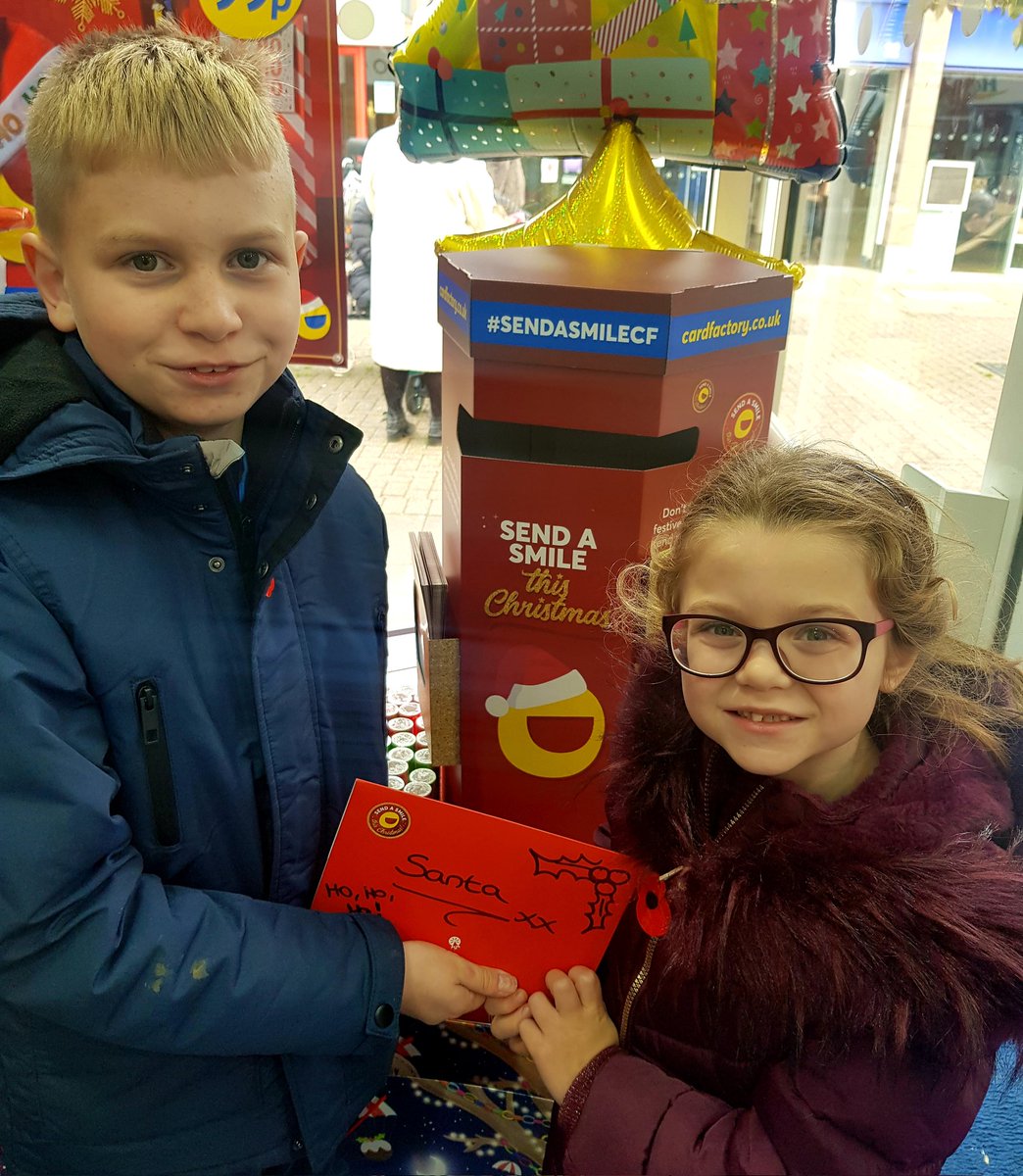 Lisa_price1984's tweet photo. Santa letters all sent. Now... have they been good this year...? ππ
#SendASmileCF @cardfactoryplc https://t.co/aD5vycYg1J