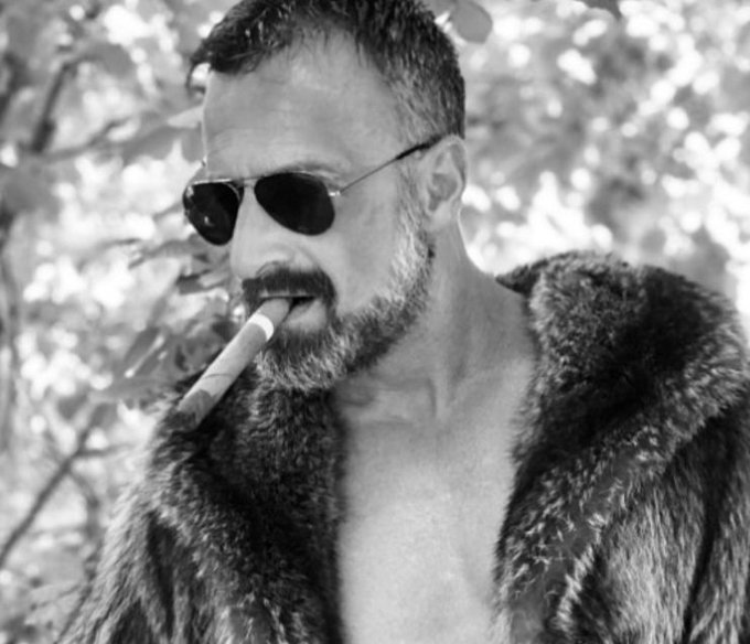 Let's have a naughty weekend sexy little fuckers xx https://t.co/47Qh0PH9de<a href="/tag/gym"class="tags"><span>#gym</span></a>