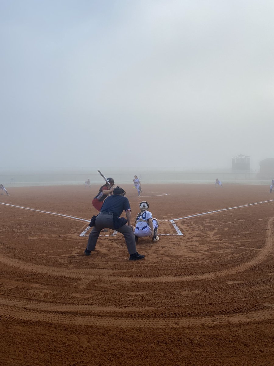 Fog 🌫, what fog…. It’s showtime 
~Clermont, FL