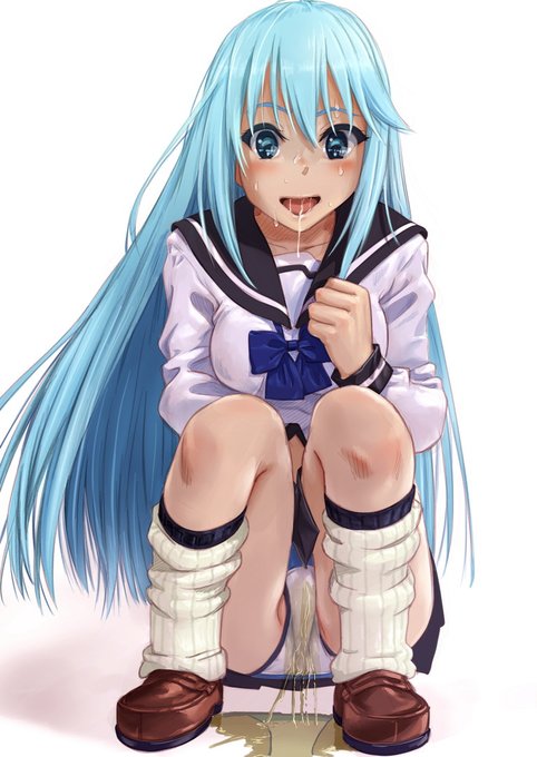 おしっこをするセーラー服のアクア。投票ありがとうございました。 