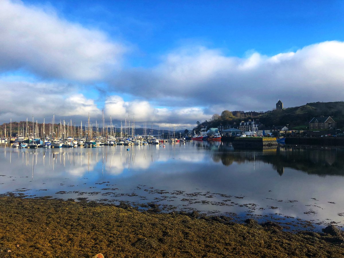 TartanJogger's tweet photo. A short run in the sun between Saturday meetings
#AGM #ExecCommittees #run #running #ukrunchat #kintyreway #Tarbert #trailrunning #trails #myargyll #wildaboutargyll #abplace2b #TarbertTrails #iamasweatybetty https://t.co/YizeSvXfWi