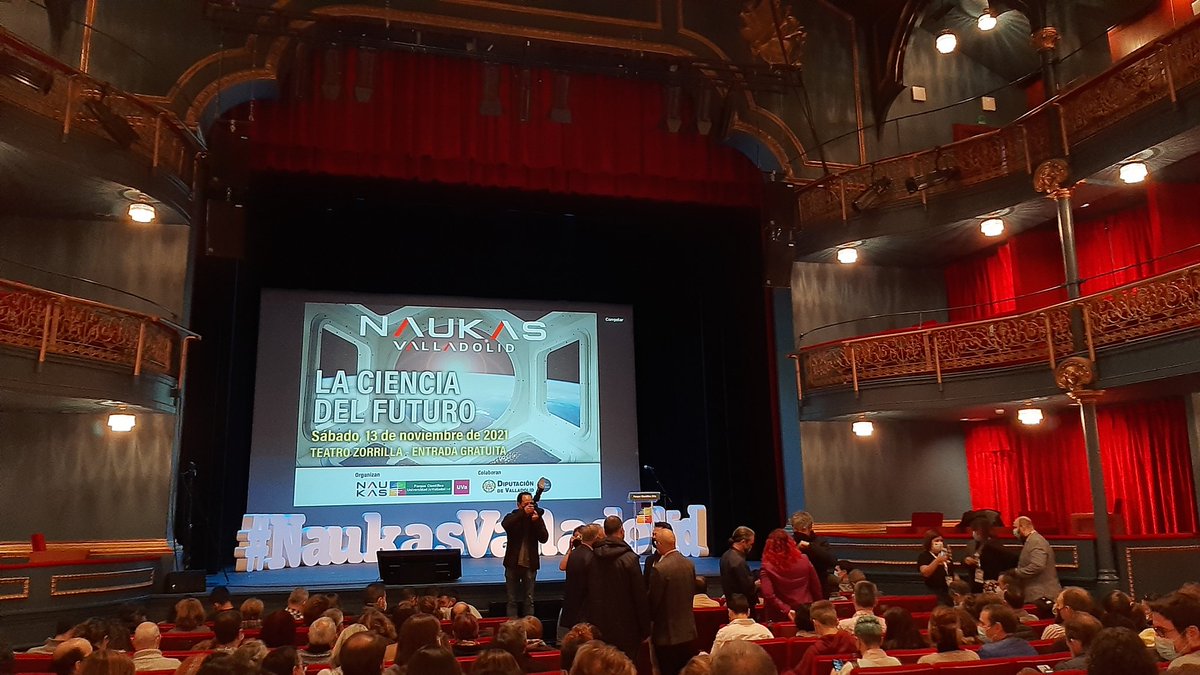 Impresionante las charlas de la sesión mañana de #NaukasValadolid. Qué disfrute, qué nivel de los y las ponentes. Qué gustirrinín. Qué #Naukas. 😍