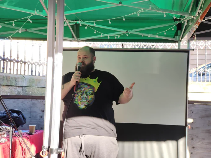 Comedy performer