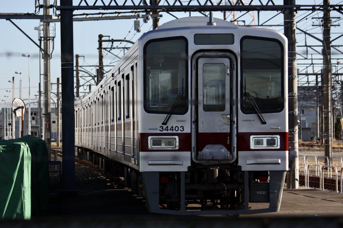 TOQ_sustina's tweet photo. #南栗橋車両管区
今日はまず南栗橋に行ってきました
モーター試験中の #東京メトロ #13000系 #13144F が止まってました！笑
ほかにも #31403F も止まっていてなかなか賑やかでした笑笑
↓に #北館林 の東京メトロ 8000系 #8103F のツイートします！ https://t.co/FJ0WGA5rqu